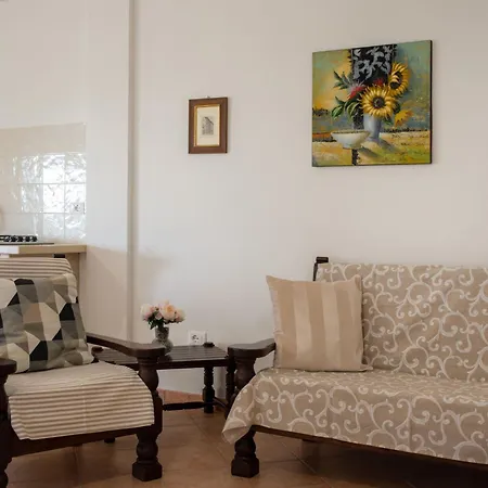 Le Debbiare-3 By Interhome Daire Riparbella