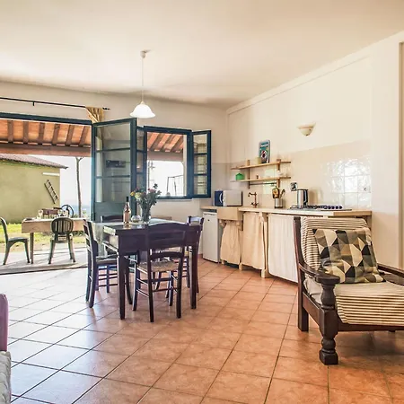 Le Debbiare-3 By Interhome